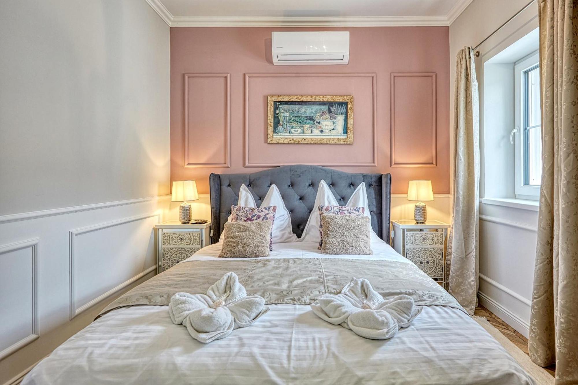 The Doors Boutique Apartments Mosonmagyaróvár Zewnętrze zdjęcie